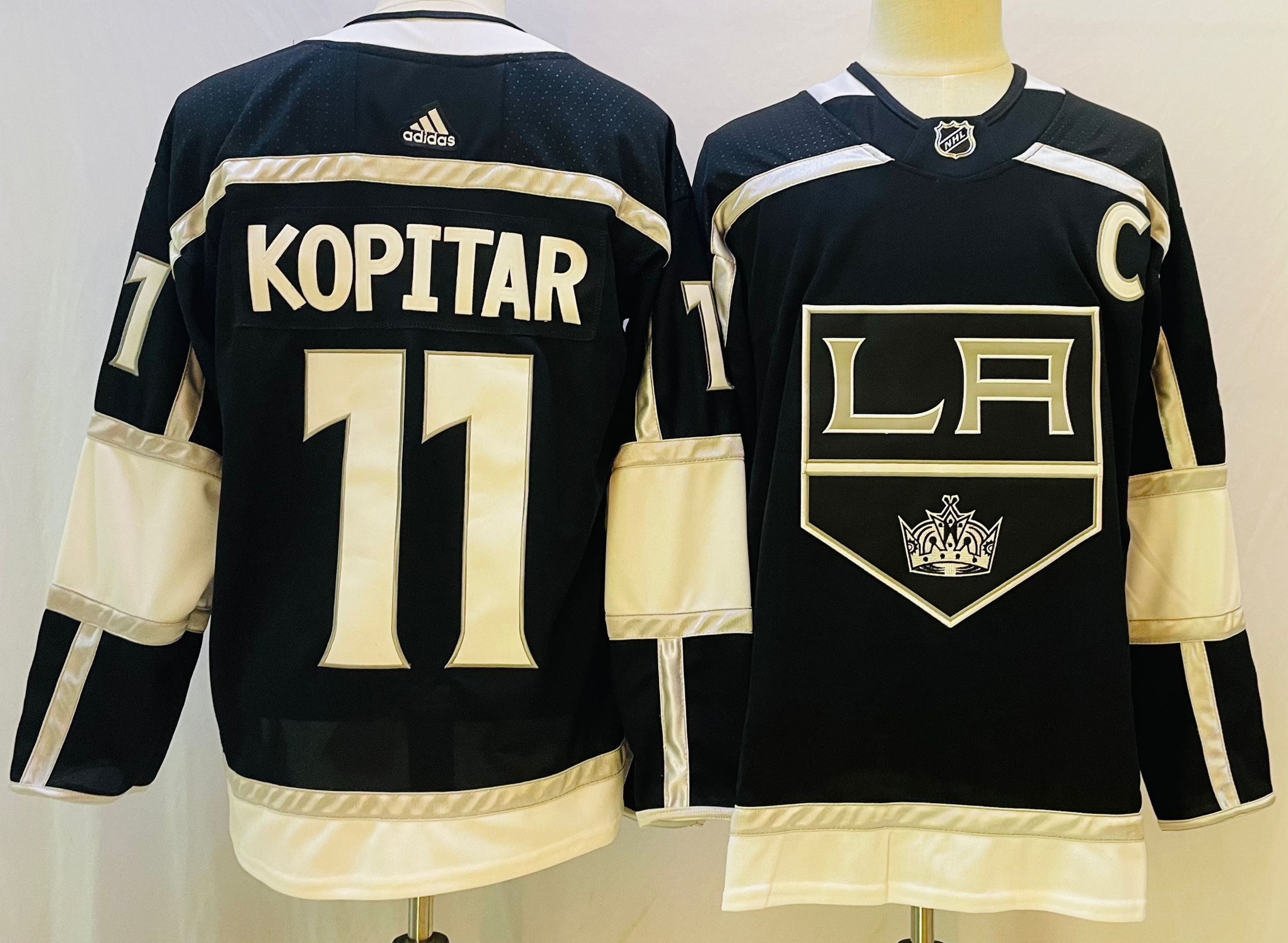 Men Los Angeles Kings #11 Kopitar Black Throwback 2022 Adidas NHL Jersey->los angeles kings->NHL Jersey